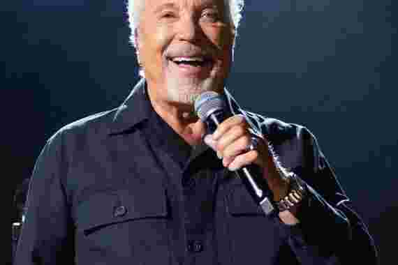 The Voice judge Tom Jones loses two stone just by getting rid of this drink