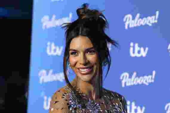 Love Island’s Ekin-Su says the stars’ Whats App group is dead 3 months after show ended