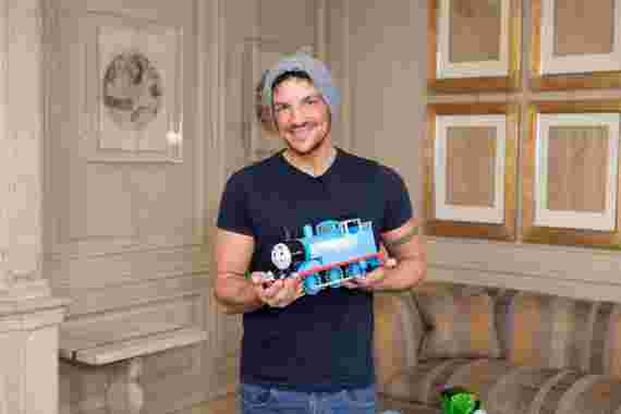 Peter Andre takes fans by surprise with debut on GB News, here's how they reacted