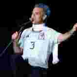 Robbie Williams is still struggling with Covid-19 as he has problems performing on stage 
